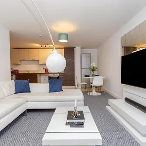 Right Place Apartment London